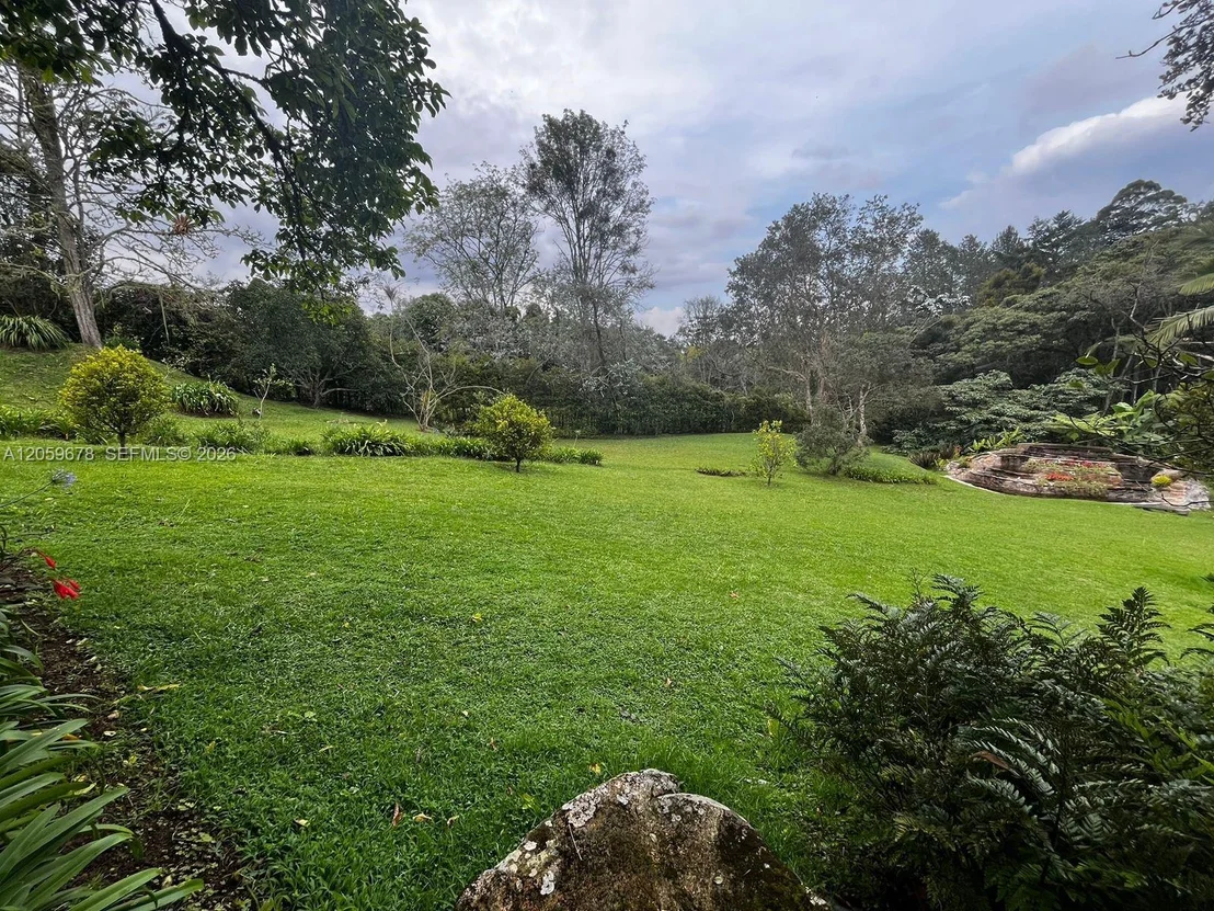 Photo of 123 El Retiro
