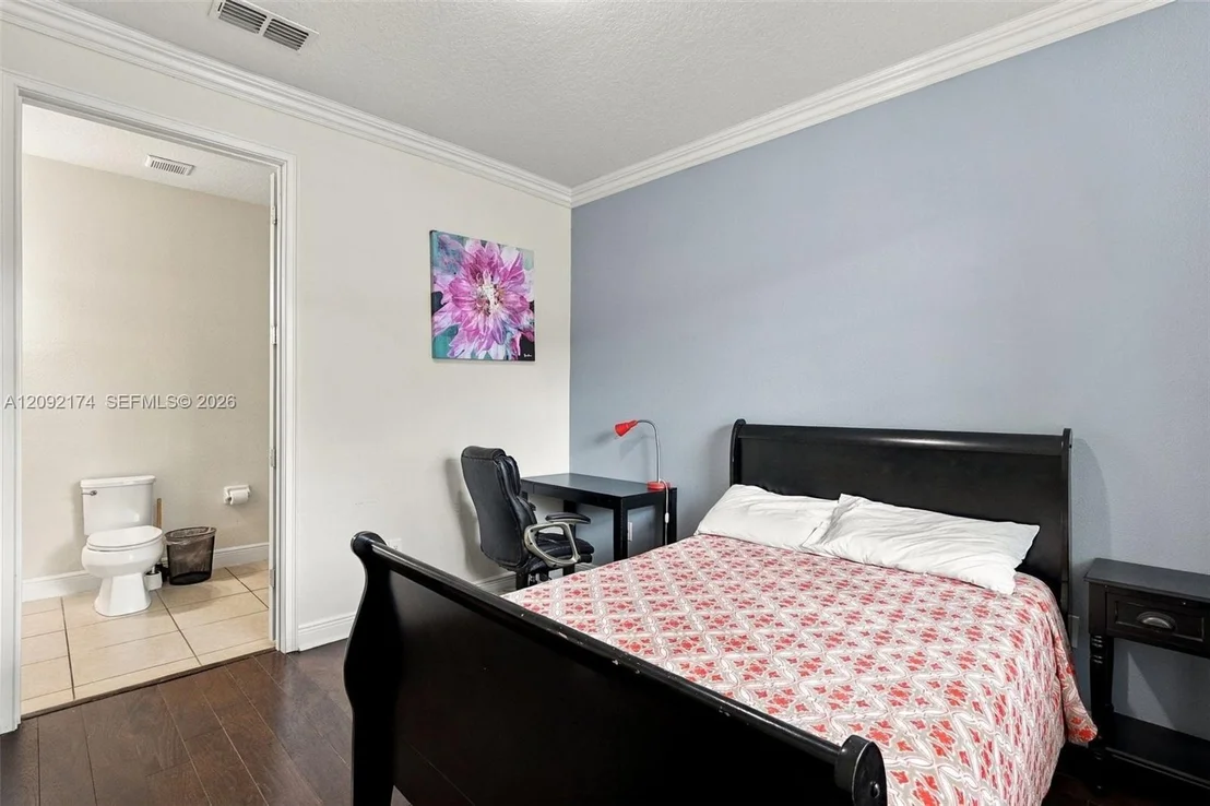 Photo of 7646 Wilmington Loop