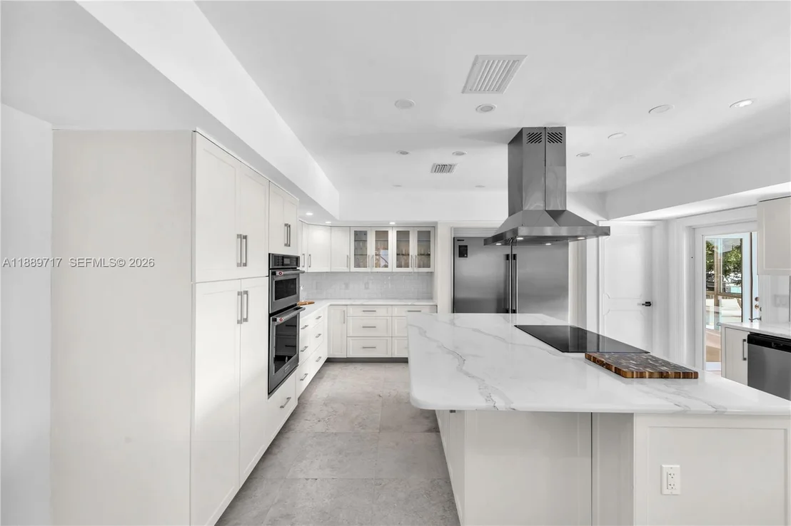 Photo of 4440 NE 23rd Ave