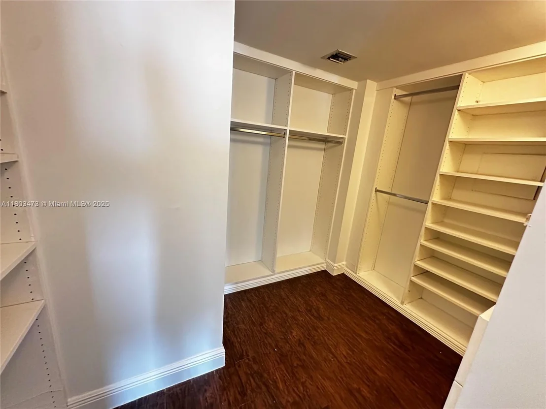 Photo of Unit 1101 at 