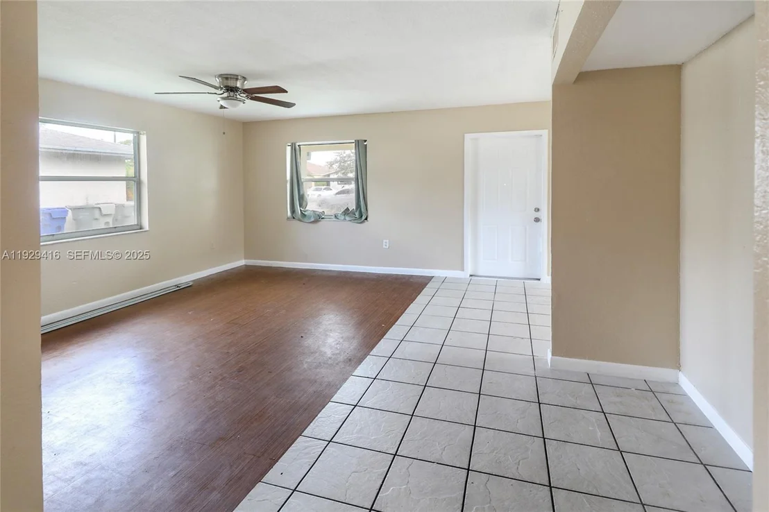 Photo of 2725 NW 3rd St