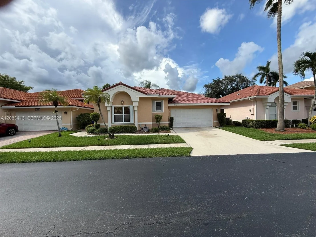 Photo of 7705 Highlands Cir