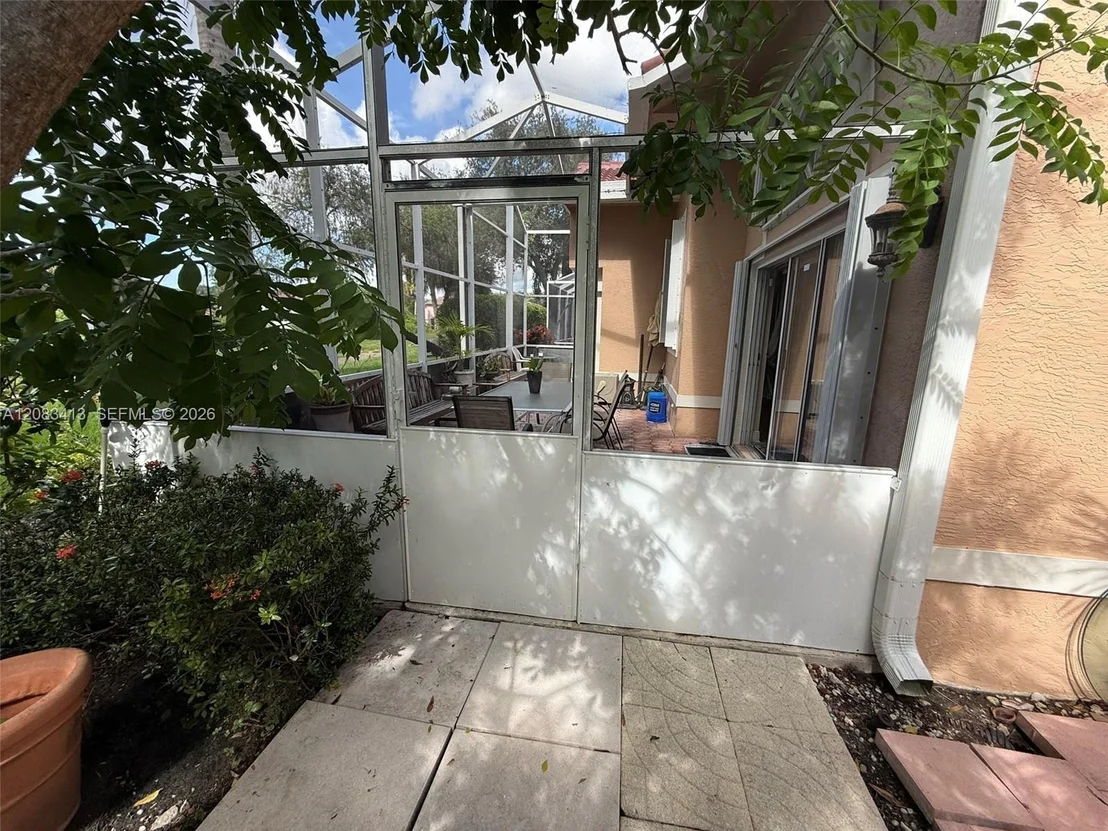 Photo of 7705 Highlands Cir
