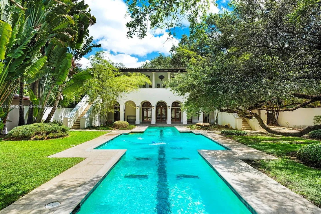 Photo of 4191 Lybyer Ave
