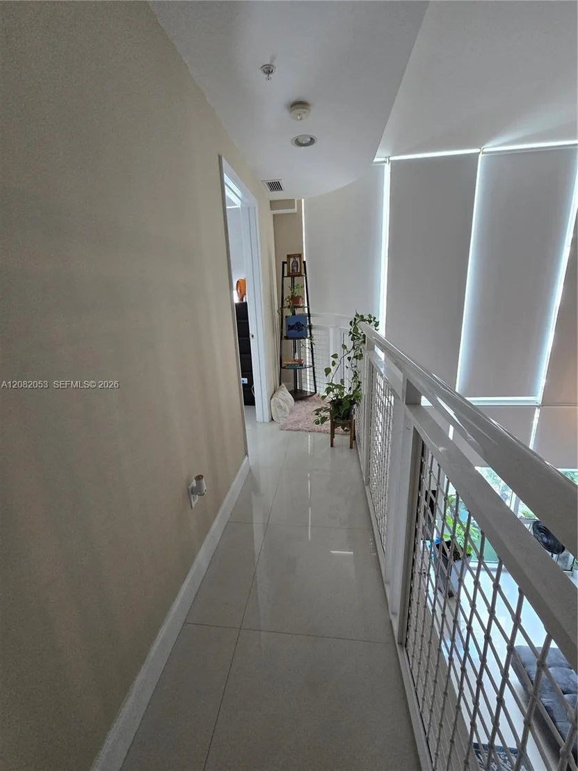 Photo of Unit 652 at 244 Biscayne Blvd