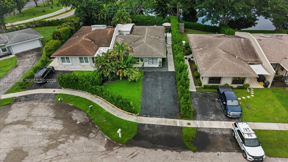 Photo of 7540 Deuce Ln