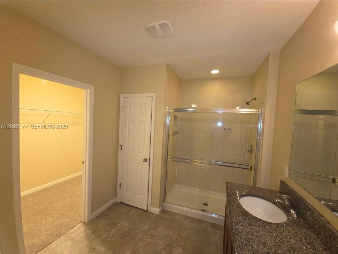Photo of 8195 Westfield Cir