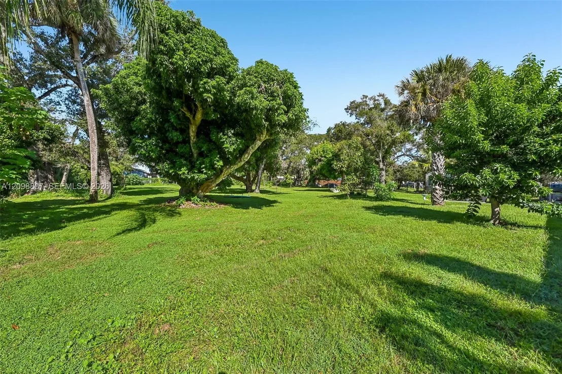 Photo of 3039 Sunrise Boulevard