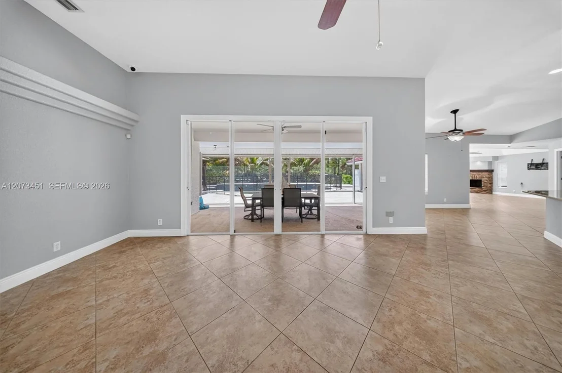 Photo of 1215 Stallion Dr