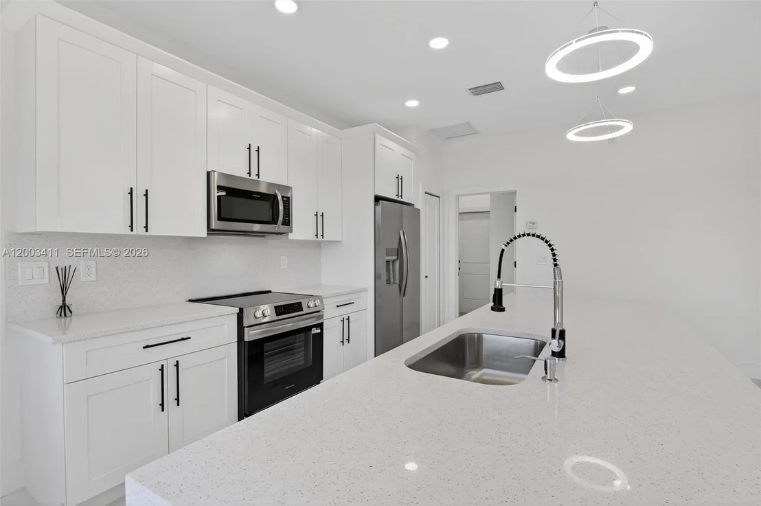 Photo of 312 Rand Ave.