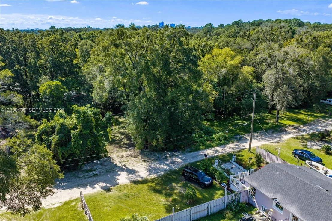 Photo of 1602 ANDERSON RD