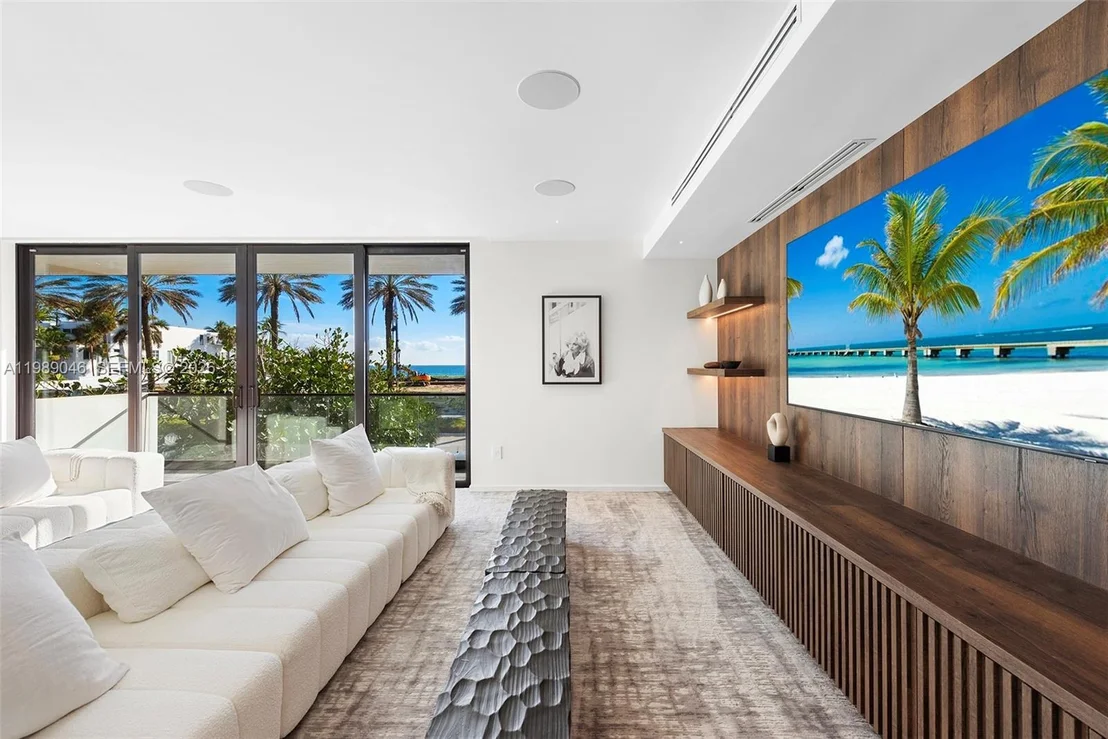 Photo of 128 Ocean Blvd