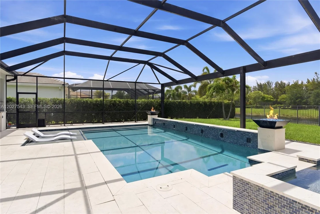 Photo of 15943 Whippoorwill CIR