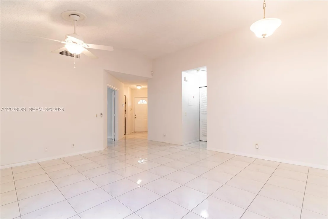 Photo of 1341 Seagrape Cir