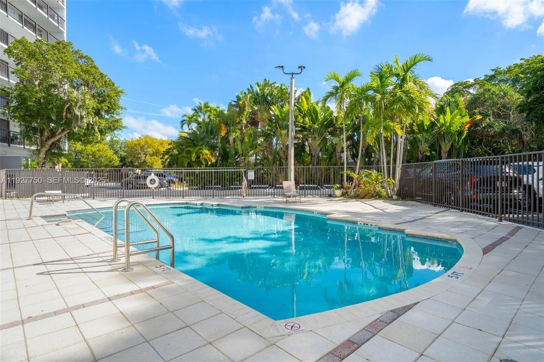 Photo of Unit PH9 at 5701 Biscayne Blvd