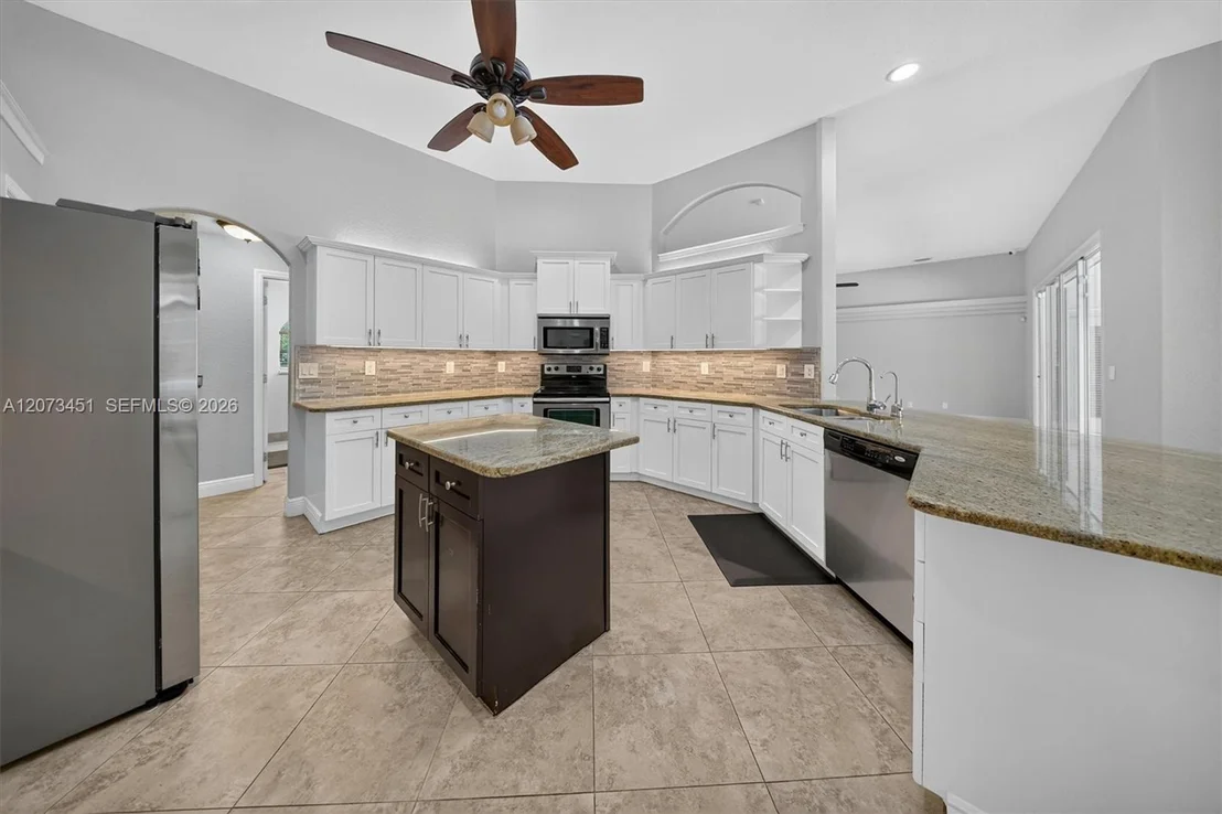 Photo of 1215 Stallion Dr