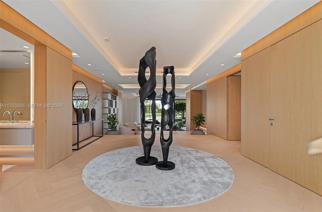 Photo of 1006 Links Drive