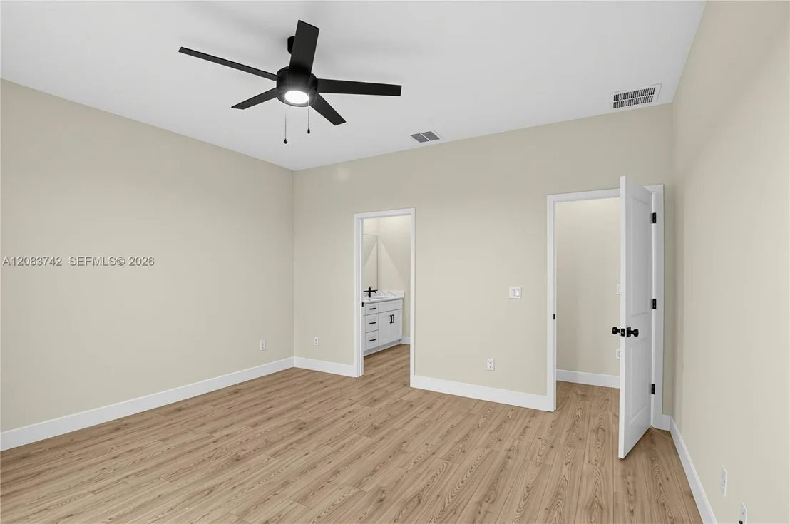 Photo of 140 Frontier Drive