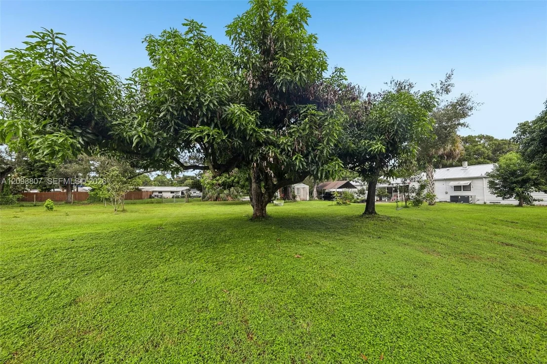 Photo of 3039 Sunrise Boulevard