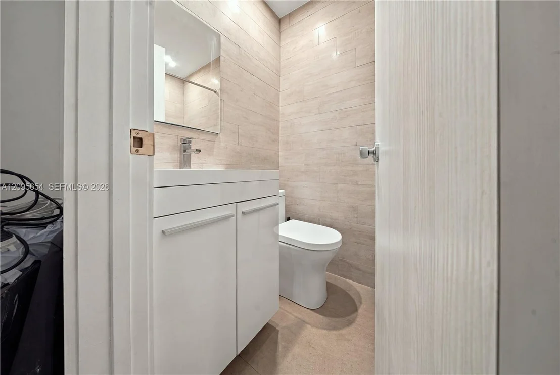Photo of 3680 Battersea Rd