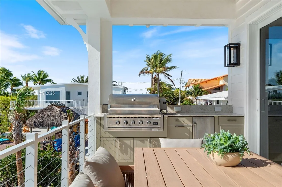 Photo of 1002 Snapper Ln