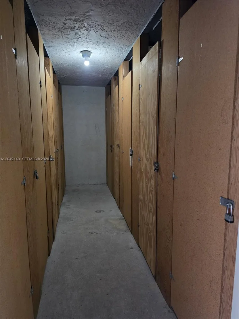 Photo of Unit 607 at 605 Oaks Dr