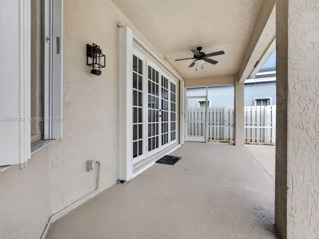 Photo of 1012 Cedar Falls Dr