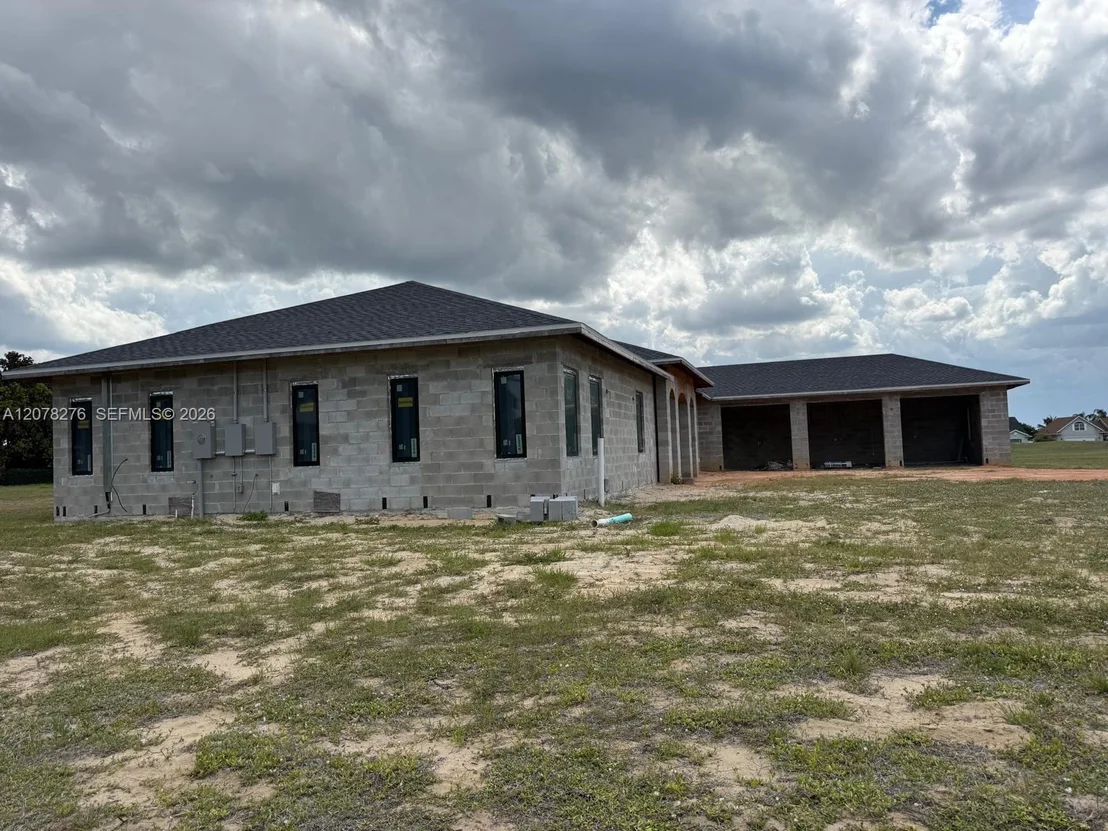 Photo of 135 SUNSET POINTE BLVD