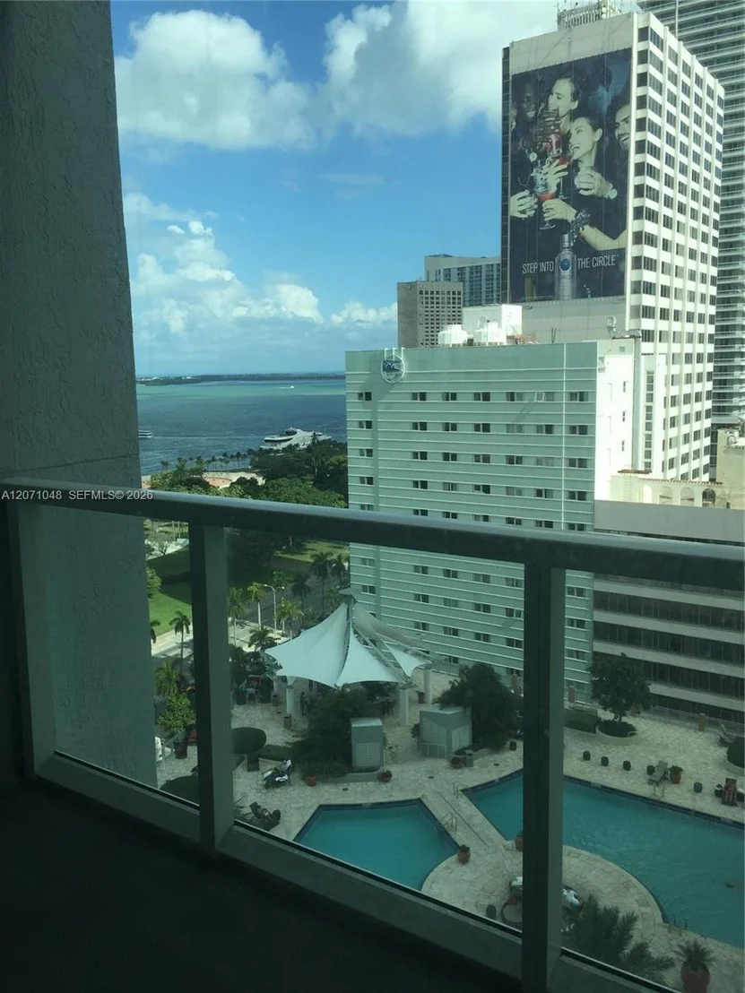 Photo of Unit 1707 at 244 Biscayne Blvd