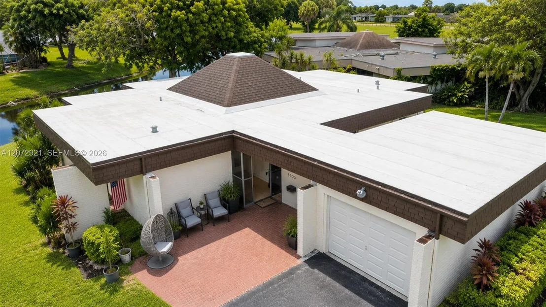 Photo of 5700 White Hickory Cir