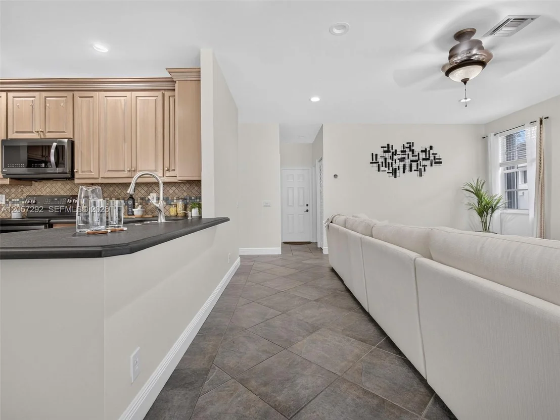 Photo of 1012 Cedar Falls Dr