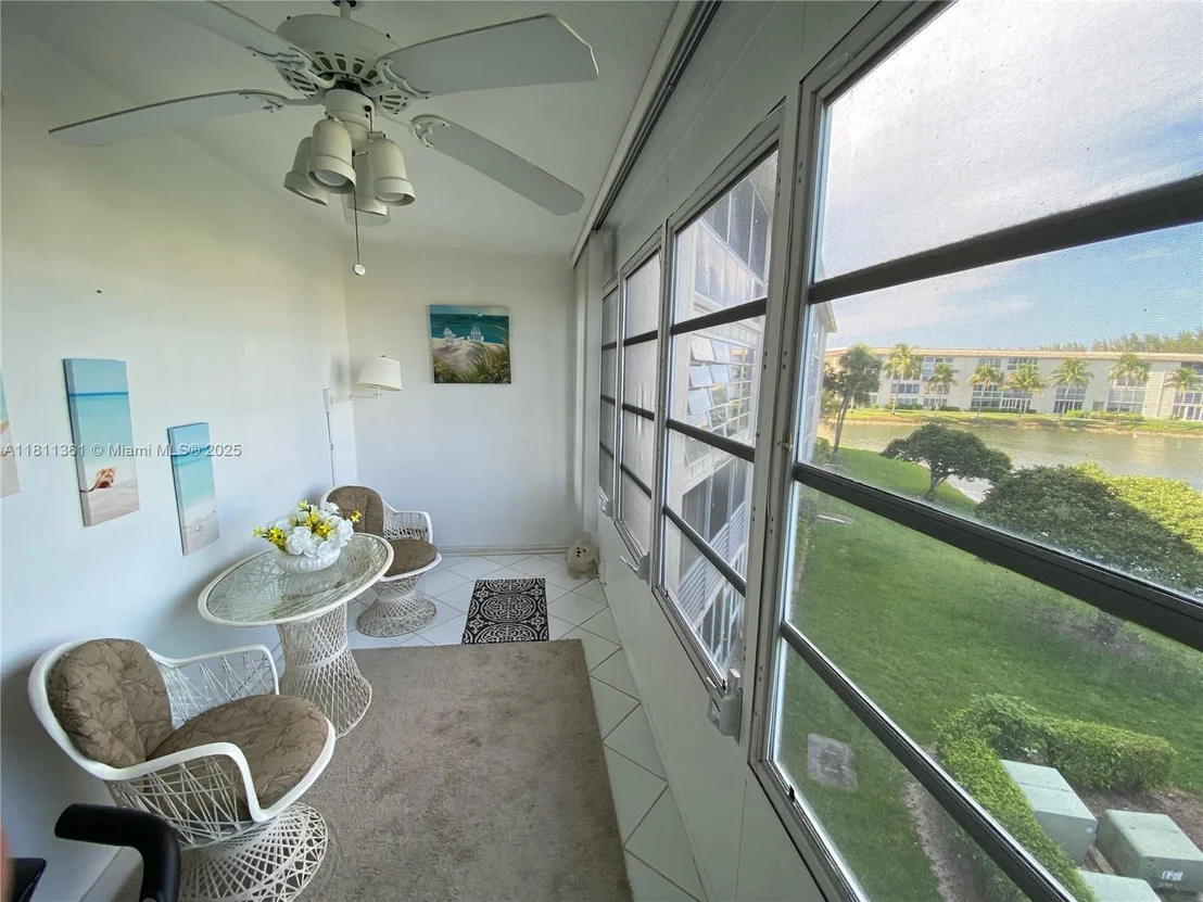 Photo of Unit G3 at 1902 Bermuda Cir