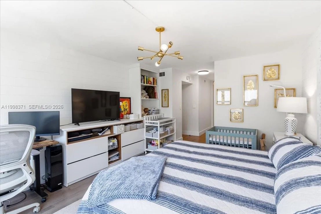 Photo of Unit 3H at 550 Ocean Drive
