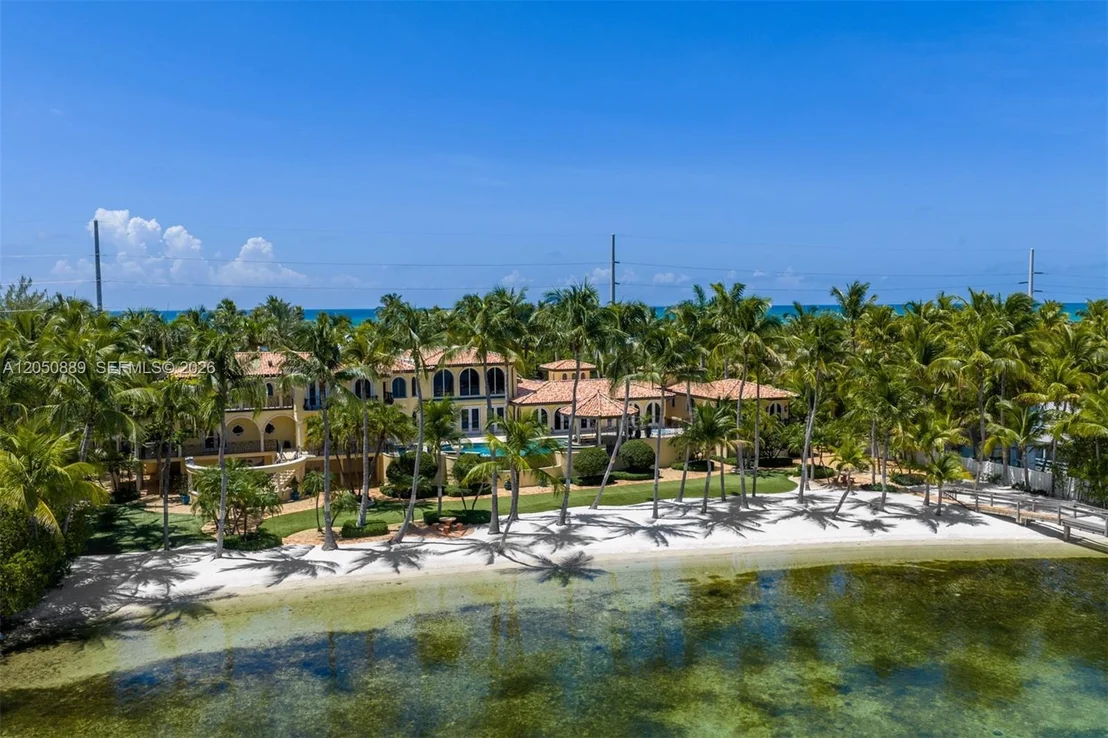 Photo of 75090 Overseas Highway