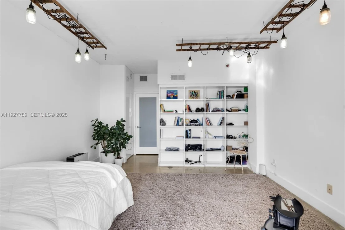 Photo of Unit PH9 at 5701 Biscayne Blvd