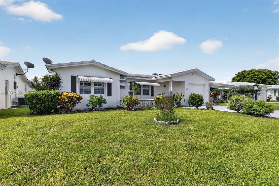 Photo of 1104 Ocean Ave
