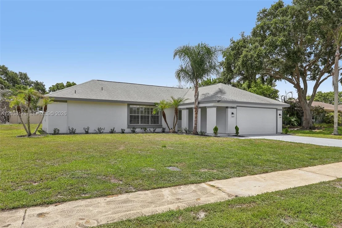 Photo of 1248 Riviera