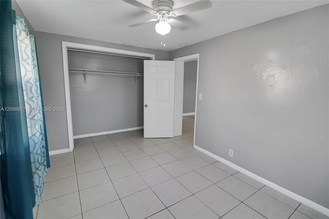 Photo of 3020 NW 7th St