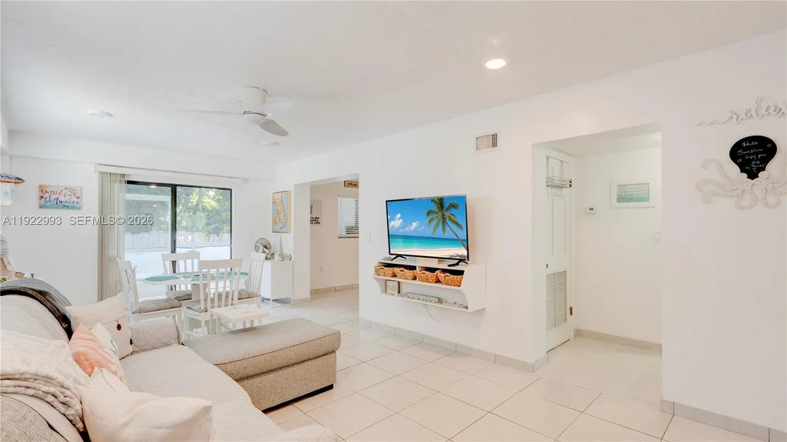 Photo of 137 Pacific Ave