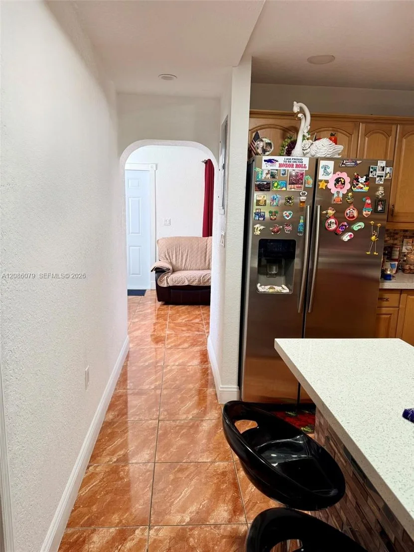 Photo of 343 W 11th St