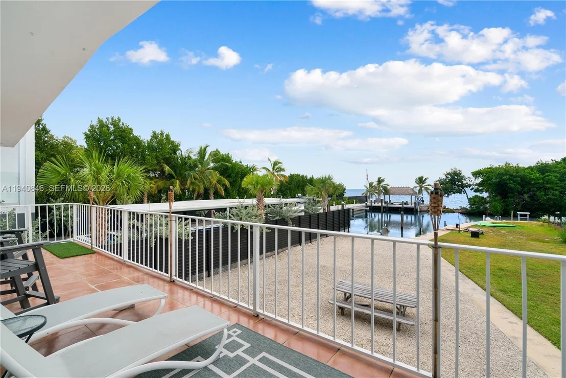 Photo of 127 Seaside Ave