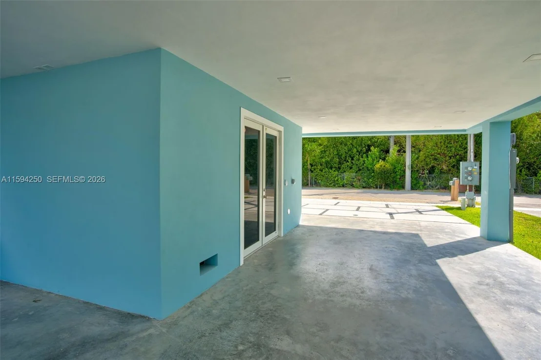 Photo of 84 Coral Way