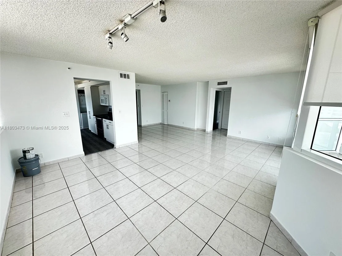 Photo of Unit 1101 at 