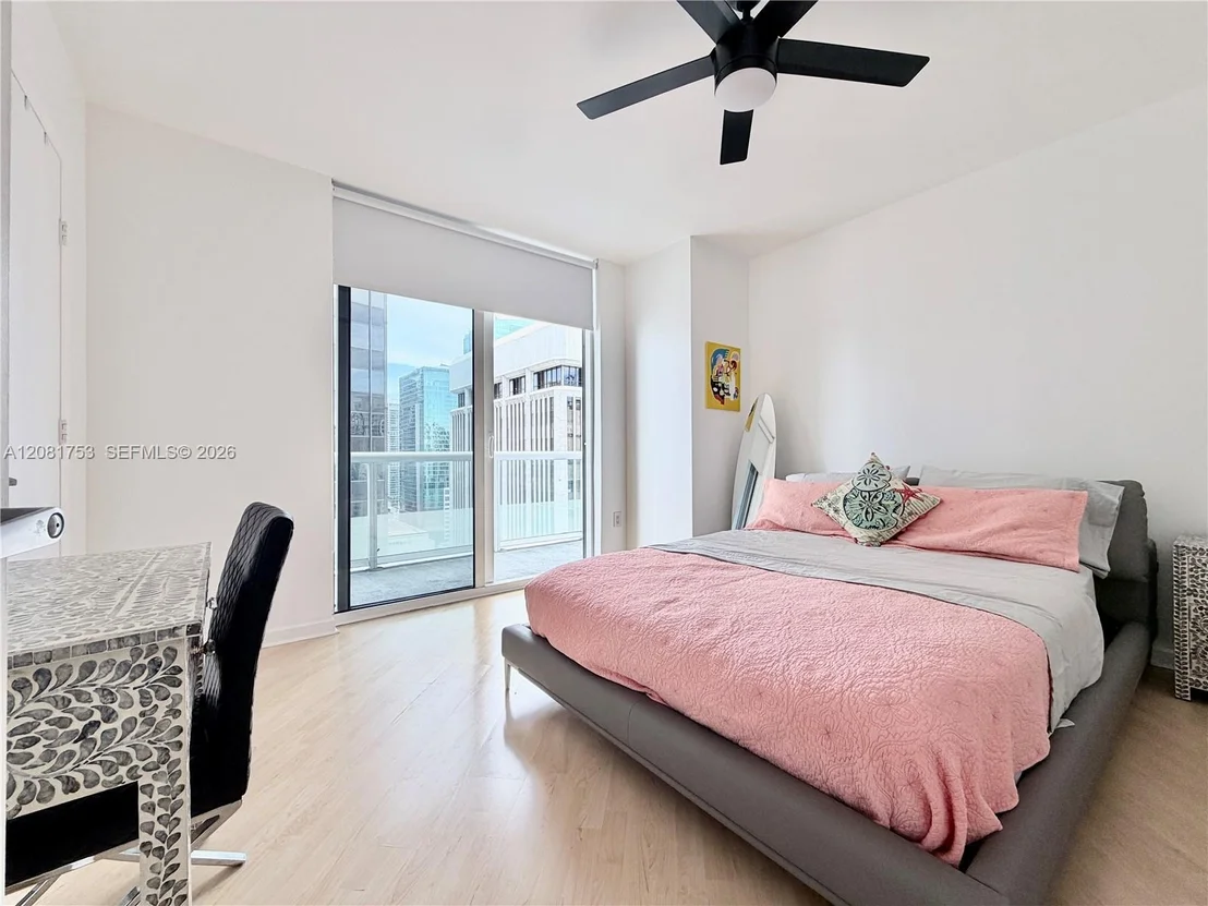 Photo of Unit 3211 at 50 Biscayne Blvd