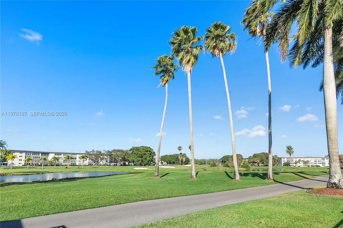 Photo of Unit A1 at 1901 Bermuda Cir