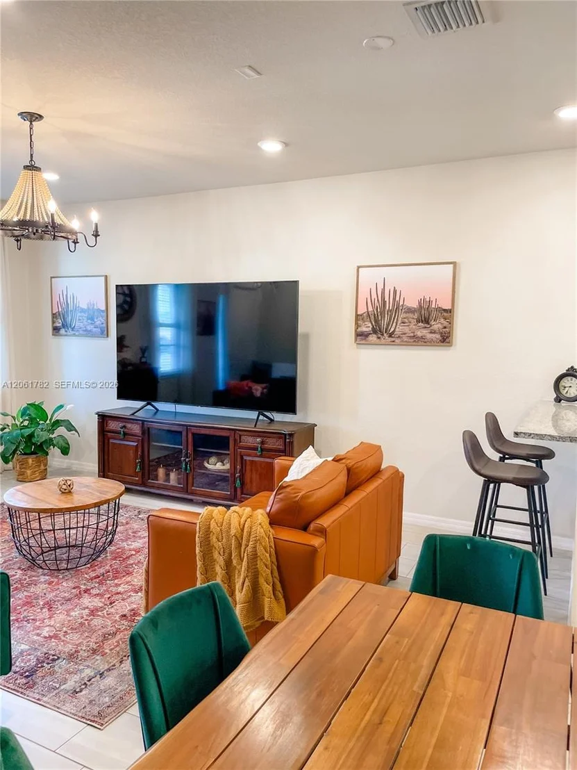 Photo of Unit 2 at 5100 Eucalyptus Dr