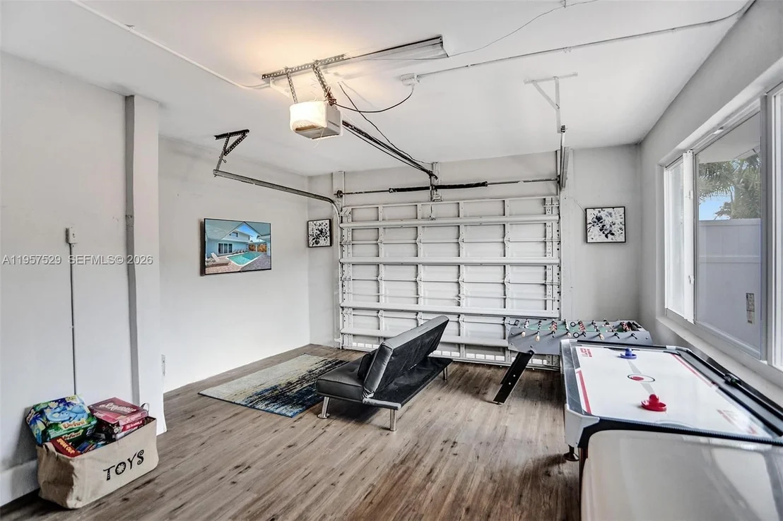 Photo of 1341 SE 7th Ave