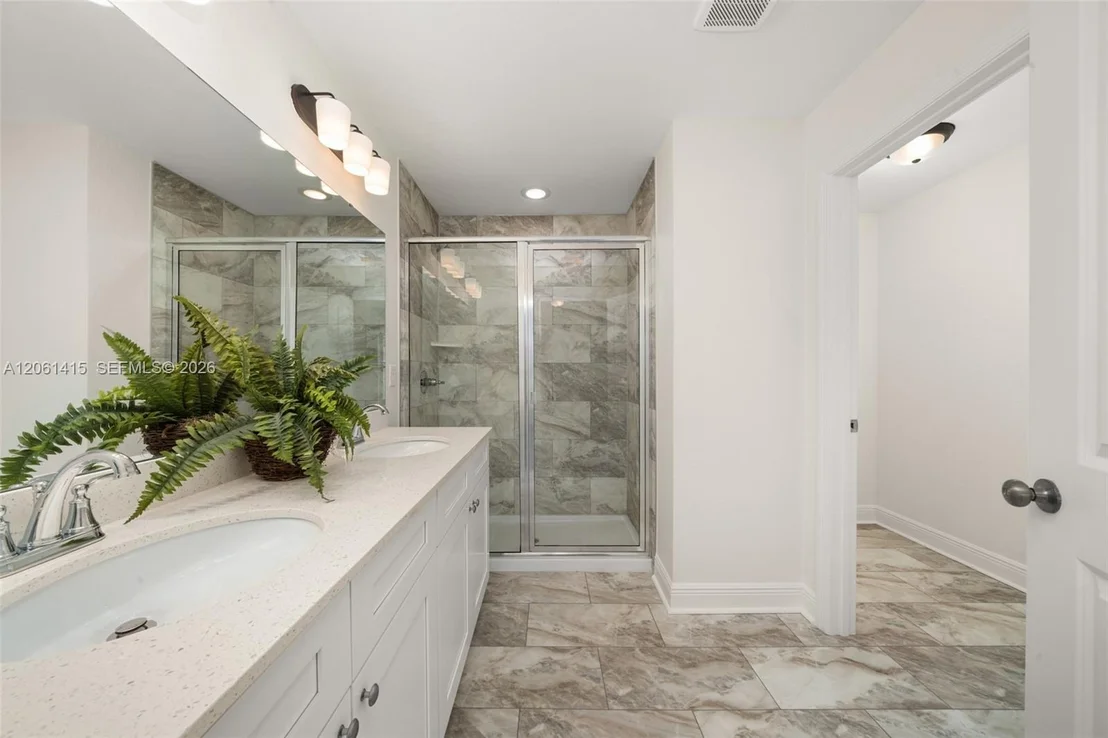 Photo of 5826 Cortez Blvd.
