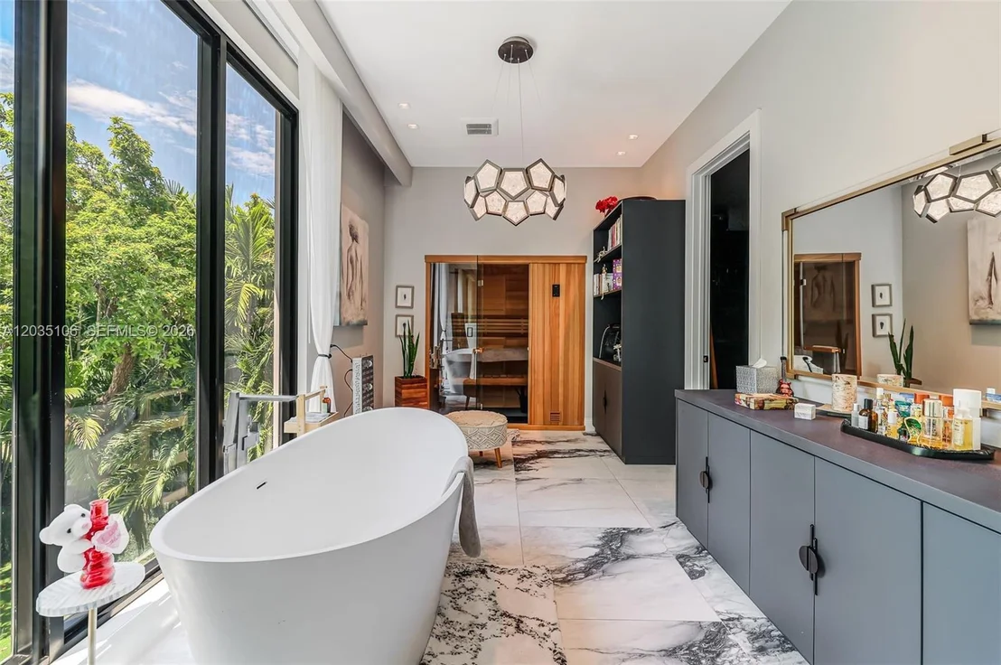 Photo of 3120 Brickell Ave