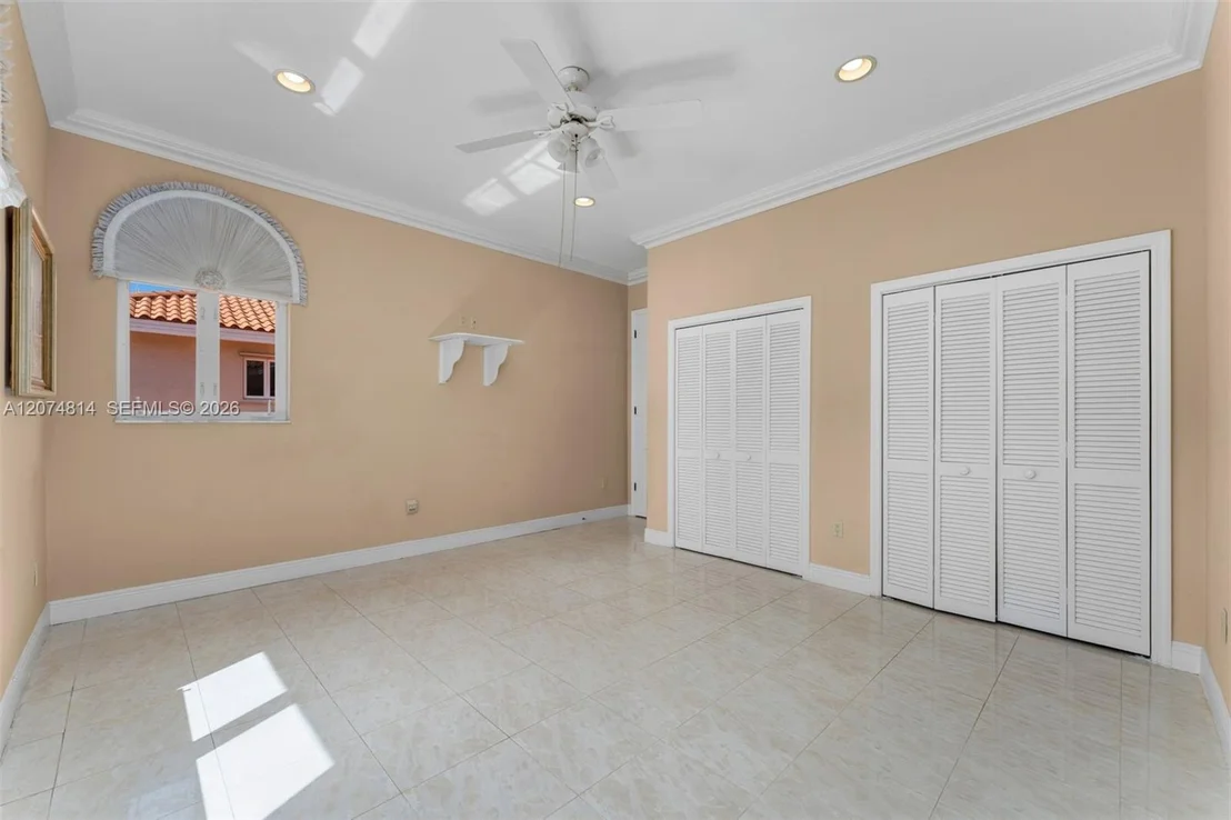 Photo of 501 Bay Lane